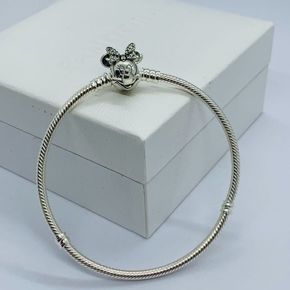 Pandora Disney Pandora Moments Pavé Minnie Mouse Clasp Snake Chain Bracelet 20cm - Picture 1 of 11